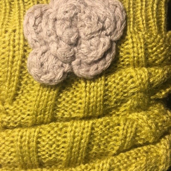 Yellow-Green Knit Leg Warmers/ Boot Socks - Picture 2 of 2